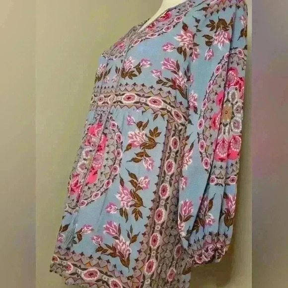 Entro Boho Top With Tassels - Picture 6 of 10